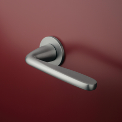 Aprile Door handle - Satin chrome - Model Hiacynta