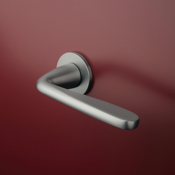 Aprile Door handle - Satin chrome - Model Hiacynta
