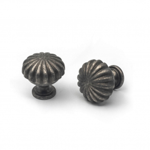 Gałki 168 - Stare żelazko - Enrico Cassina - 26 mm