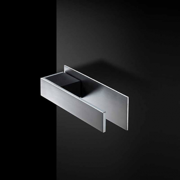 Randi Trgriffe SQUARE - links - Edelstahl und schwarzer Verbund - Friis og Moltke Design