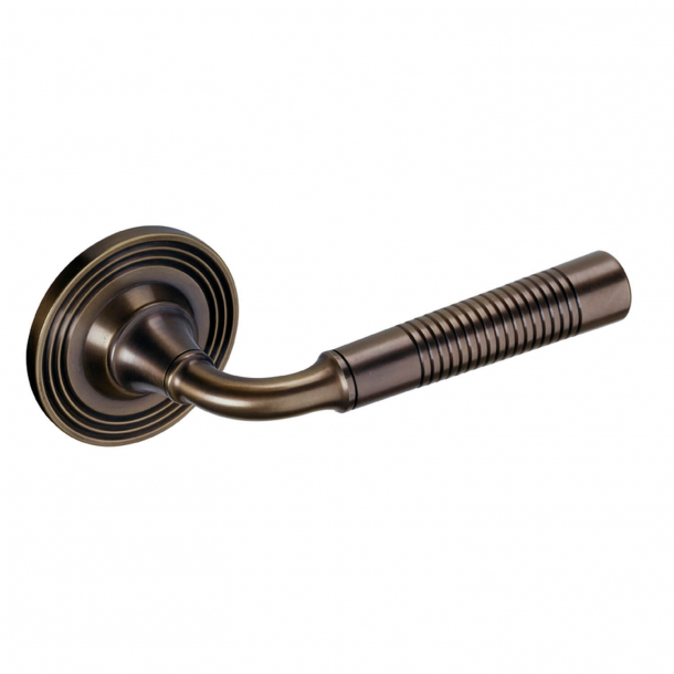 Dørhåndtag - Indendørs / Udendørs - Bronze 111 mm (P6057)