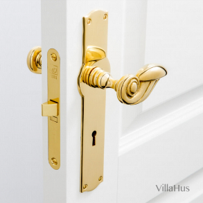 Door handle on backplate with keyhole - Interior - Brass - Model PERROT 88 mm