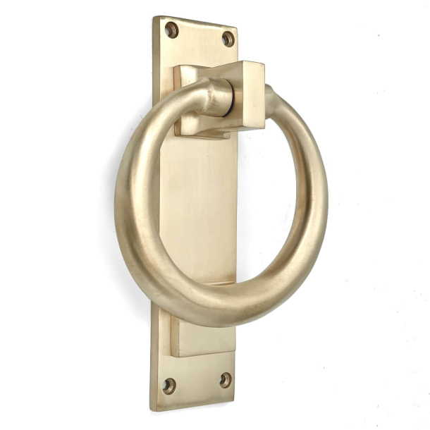 Door knocker - Brushed brass - Ring on plate - Model BASTIN