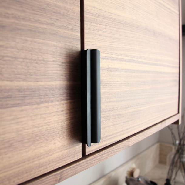 M�belgriff - Schwarz - Modell LIP - 120 mm