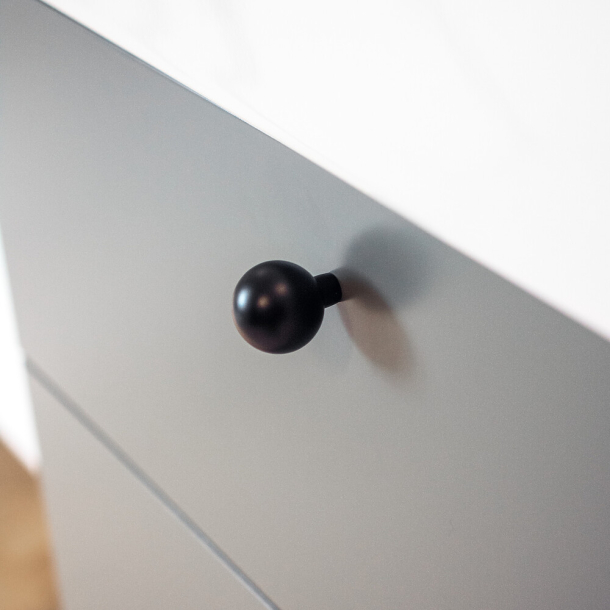 Beslag Design M�belknopf - Mattes Schwarz - 28 x 33 mm