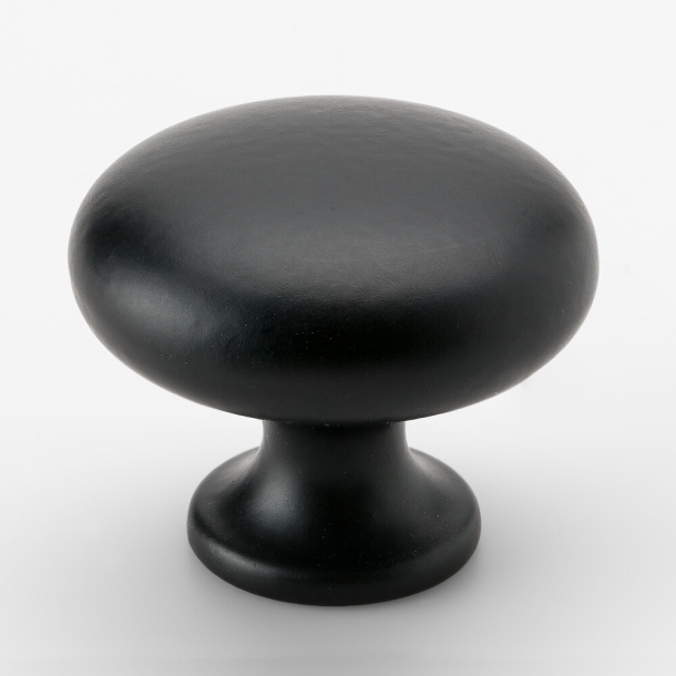 Beslag Design - Gałka do mebli  - Antyczna czerń - Model Duke - 32 x 26 mm