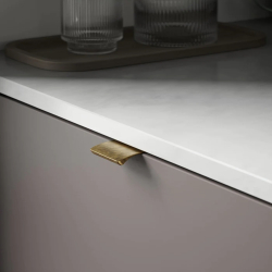 Furnipart M�belgreb - Antik messing - Model EDGE STRAIGHT - 40 mm