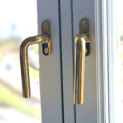 Espagnolette handle- Left - Brass - 15 mm - Model 17361