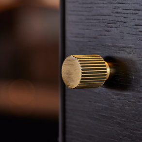 Beslag Design Cabinet knob - Antique bronze - Model Helix Stripe