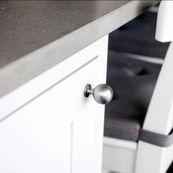 Beslag Design Cabinet knob - Stainless steel - Model Lily