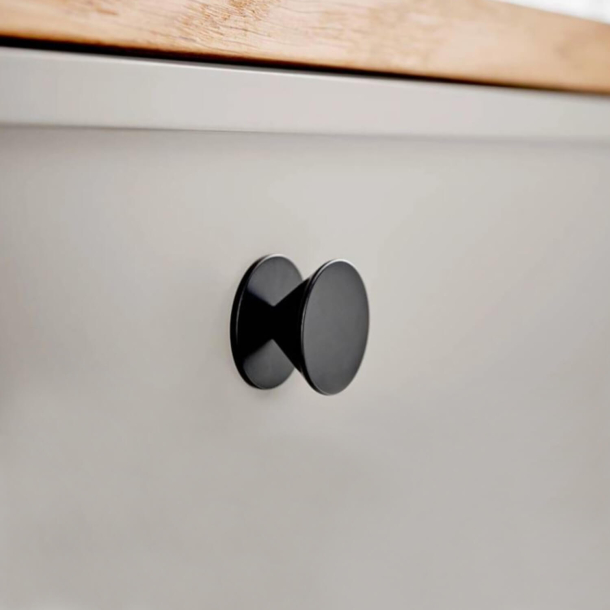 Beslag Design Cabinet knob - Matt black - Model Orbit