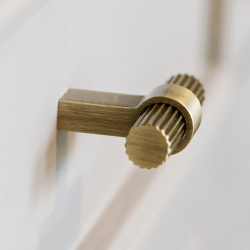 Beslag Design T-bar Cabinet handle - Stainless steel - Model Helix Stripe