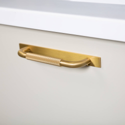 Uchwyt do mebli - Mosi&#261;dz - HELIX z tyln&#261; p&#322;yta - cc 160 mm