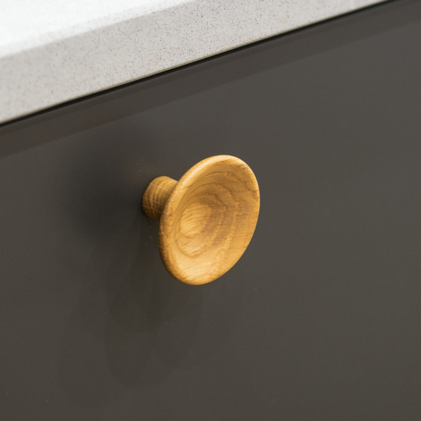 Furniture knob - Oak wood - TRUMPET- 38x23 mm