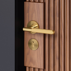 Buster+Punch Door handle - Brass - Model LINEAR - cc38mm