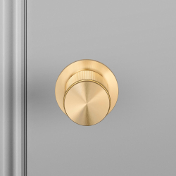 Buster+Punch Door knobs - Brass - Model LINEAR - cc30/38 mm