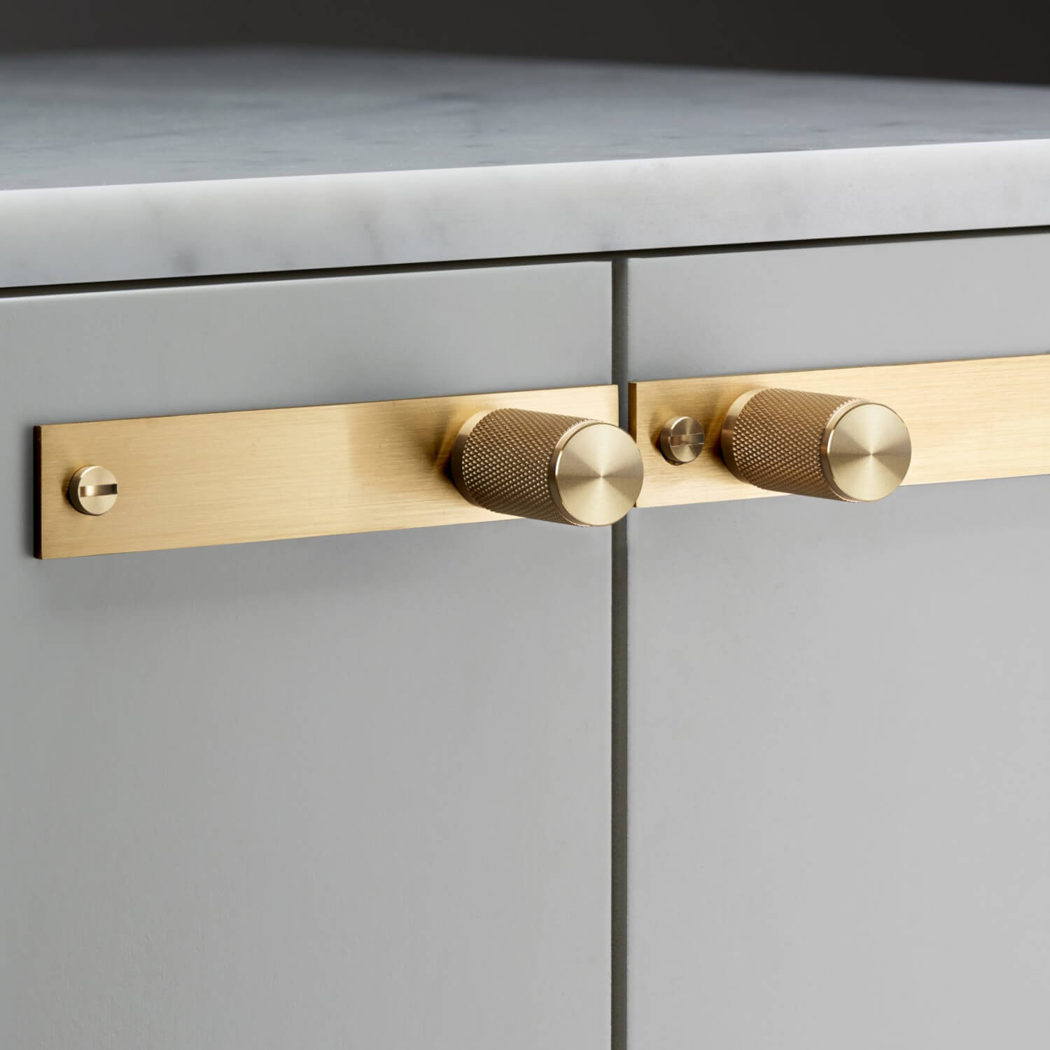 Buster+Punch Cabinet knobs with backplate - Brass - Model Cross (2 pcs) -  Buster+Punch Cabinet knob - VillaHus