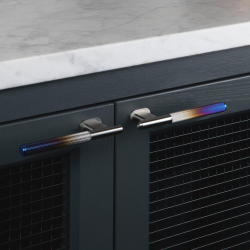 Buster + Punch - Linear L-Bar - Solid Burnt Steel