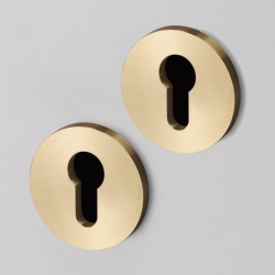 Klamka do drzwi z rozeta pod zamek PZ- Buster+Punch - Mosi&#261;dz - cc38mm