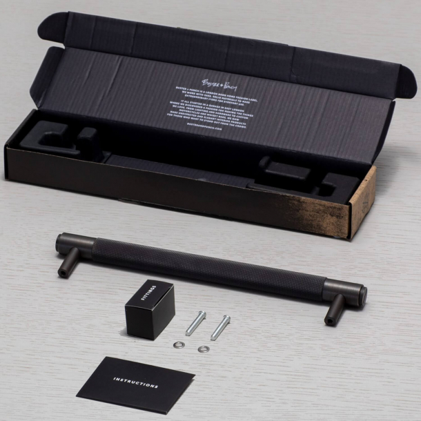 Buster+Punch Pull bar - Industrial design - Smoked bronze - 160 / 260 / 360 mm