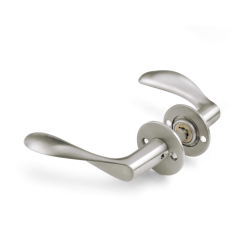  Arne Jacobsen drhndtag - AJ drgreb - Matforniklet messing