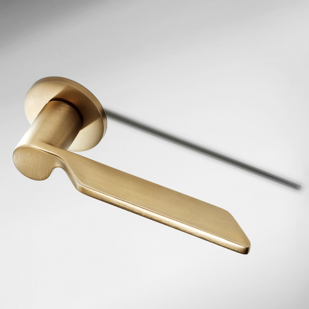 Klamka DND - Antyczne satynowe z&#322;oto - Maurizio Varratta - Model LEVANTE