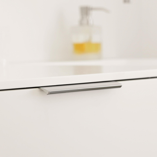 Furnipart Uchwyty meblowe - B&#322;yszcz&#261;cy chrom - Model EDGE STRAIGHT - 200 mm