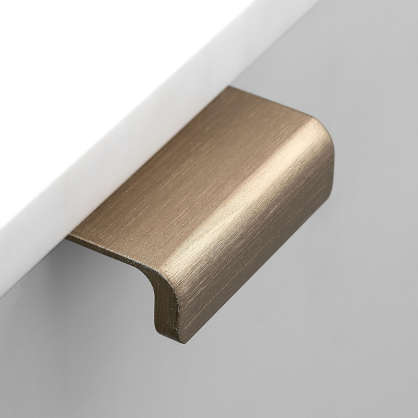 Furnipart Uchwyt do mebli - Mosi&#261;dz szczotkowany - Model Artisan