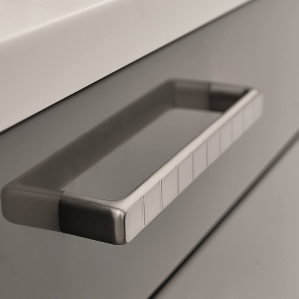 Furnipart cabinet handle - Brushed steel - Model Sidewalk