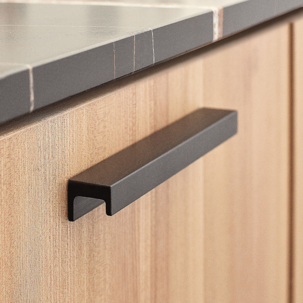 Furnipart cabinet handle - Brushed matt black - Model Station - cc 160 mm