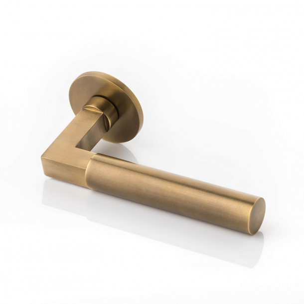 Joseph Giles Door handle - Antique brass - Model LV1086