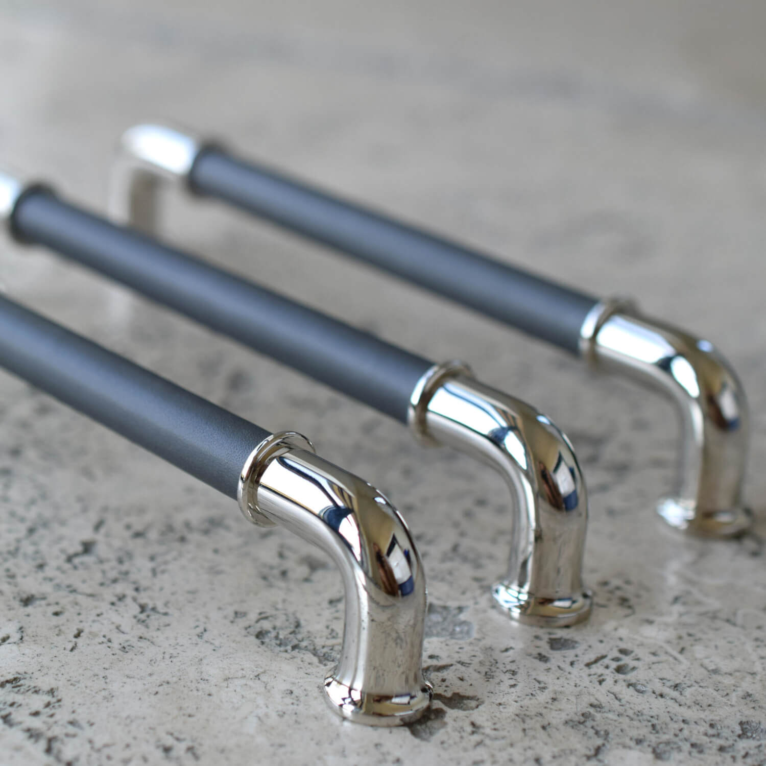 Turnstyle Designs Cabinet Handle - Classic tube - Leather - Model RF1197