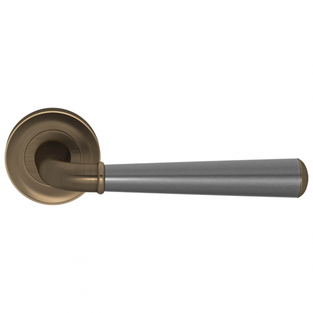 Turnstyle Design Door handle - Amalfine - Alupewt / Antique brass - Model DF3015