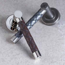 Drgreb Amalfine - Alupewt / Blank krom - Model CHESTERFIELD