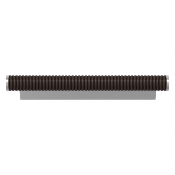 Mbelgreb - Turnstyle Designs - Kakaofarvet Amalfine / Blank krom - Model P3170