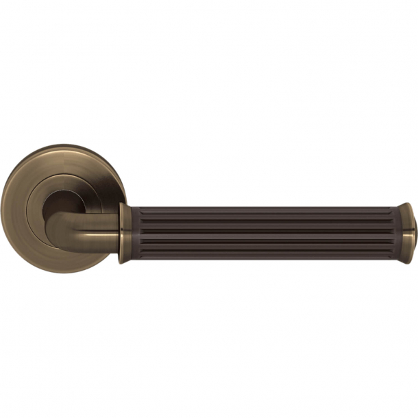 Klamka do drzwi - Amalfine - Kolor kakaowy / Mosi&#261;dz antyczny - Turnstyle Design - Model QA2020