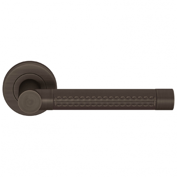 Turnstyle Design Door handle - Chocolate leather / Vintage patina - Model R1024