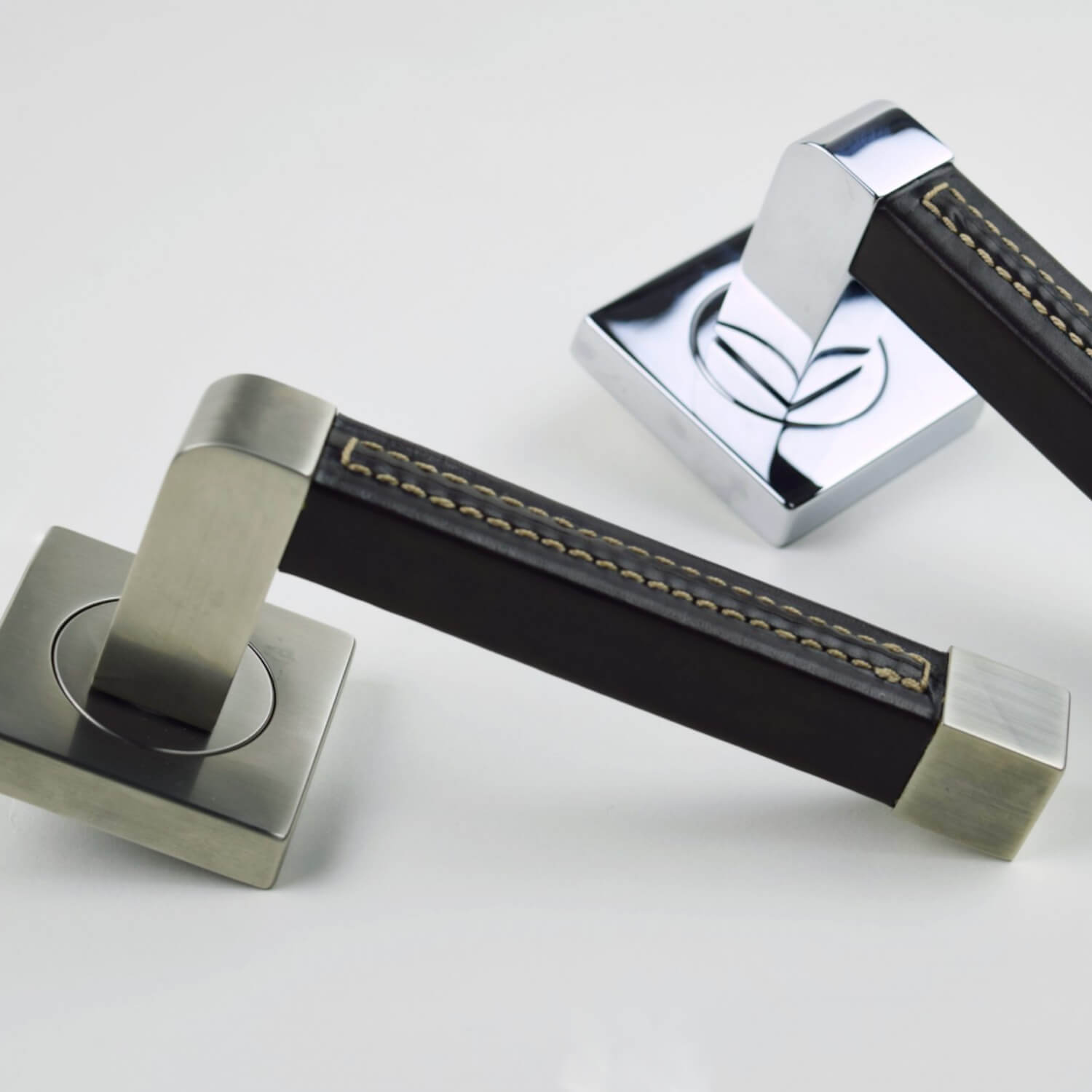 Dörrhandtag - Model R1941 Turnstyle Design