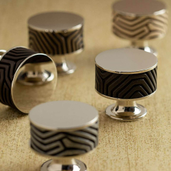 Mbelknop - Kakao / Poleret messing - Labyrinth - Model b9322