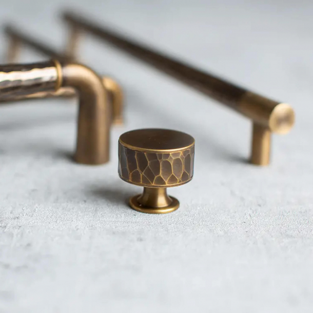 Mbelknop  Turnstyle Designs  Mrk poleret messing  Model HS2090