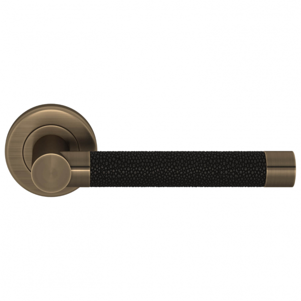 Turnstyle Design Door handle - Black bronze / Fine antique brass - Model P1019