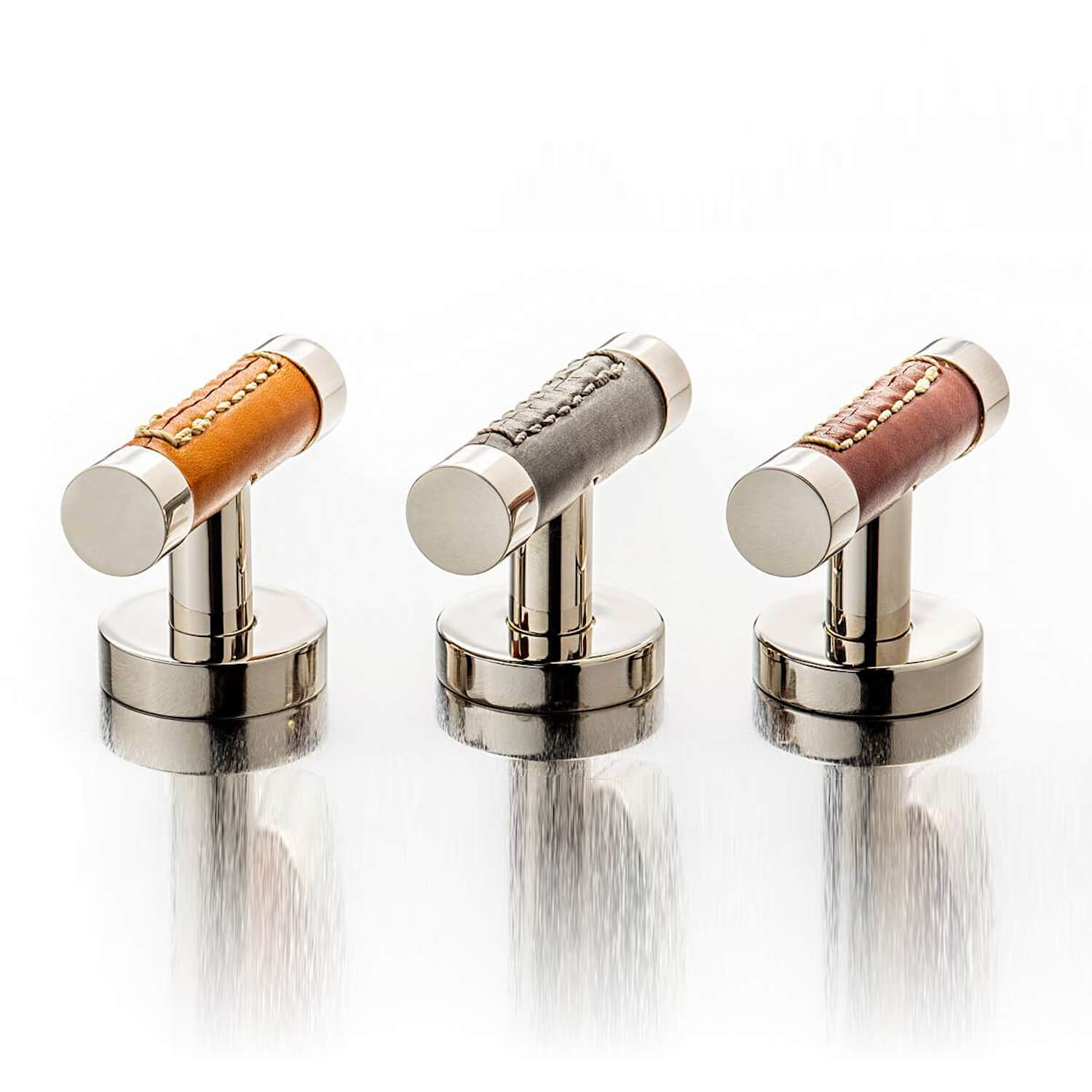 Turnstyle Design T-Bar - Barrel Stitch out Cabinet - Leather - Model R1026